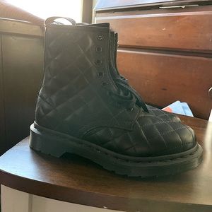 Size 5 unique quilted leather Dr. Martens